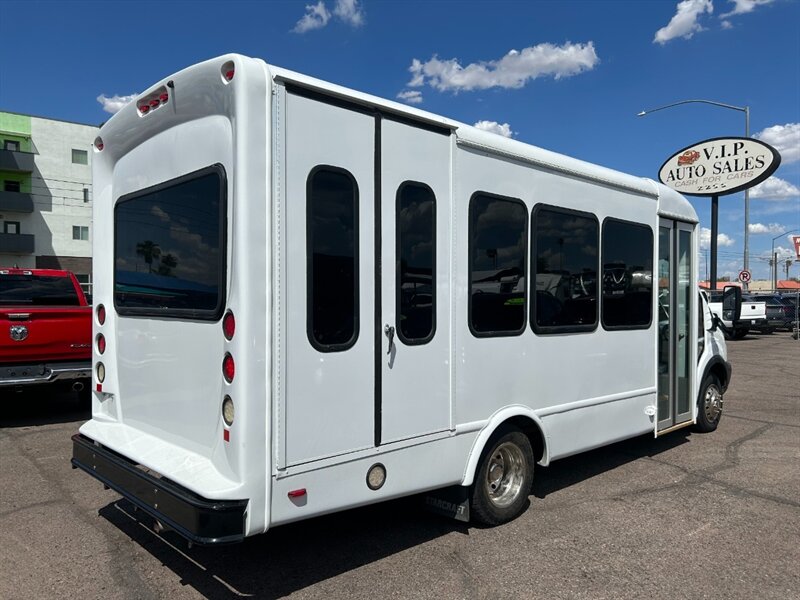 2019 Ford Transit 350 HD Bus - Photo 7 - Mesa, AZ 85201