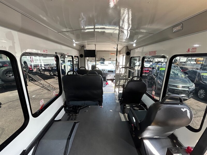 2019 Ford Transit 350 HD Bus - Photo 17 - Mesa, AZ 85201