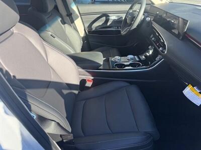 2026 Genesis GV70 2.5T Standard  AWD - Photo 13 - Prescott, AZ 86301