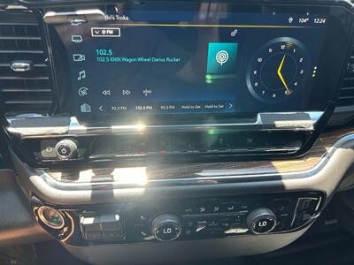 2024 Chevrolet Silverado 1500 LT Crew Cab - Photo 24 - Mesa, AZ 85201