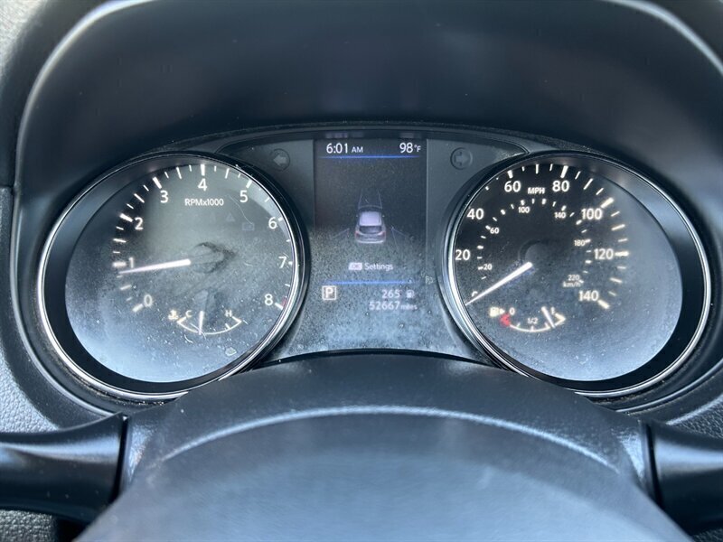 2019 Nissan Rogue Sport SV - Photo 14 - Mesa, AZ 85201