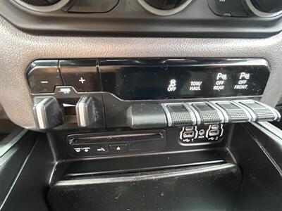 2019 RAM 1500 Big Horn  4X4 CREW CAB - Photo 22 - Prescott, AZ 86301