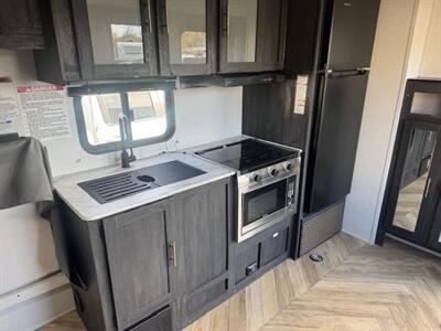 2022 Forest River Ascent 2500THX Ascent TOY HAULER - Photo 29 - Prescott, AZ 86301