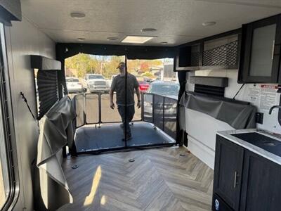 2022 Forest River Ozark Ascent  TOY HAULER - Photo 19 - Prescott, AZ 86301