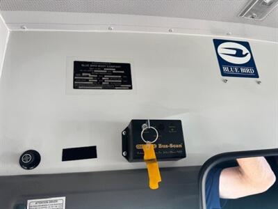 2004 Chevrolet Express Cutaway 3500 PASSENGER BUS - LOW MILES - Photo 10 - Prescott, AZ 86301