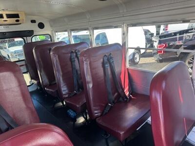 2004 Chevrolet Express Cutaway 3500  PASSENGER BUS - LOW MILES - Photo 17 - Prescott, AZ 86301