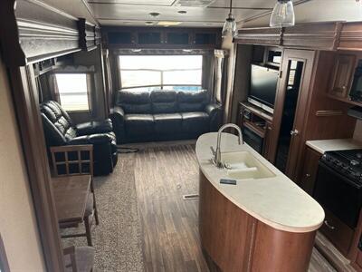 2015 Dutchman 307RLS Denali   - Photo 8 - Mesa, AZ 85201