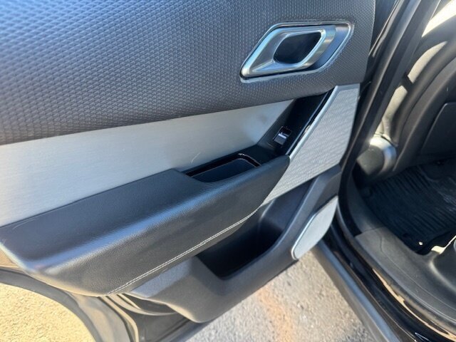 2018 Land Rover Range Rover Velar D180 R-Dynamic SE - Photo 17 - Mesa, AZ 85201