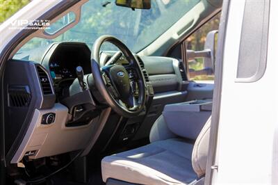 2017 Ford F-450 Super Duty Regular Cab   - Photo 32 - Prescott, AZ 86301
