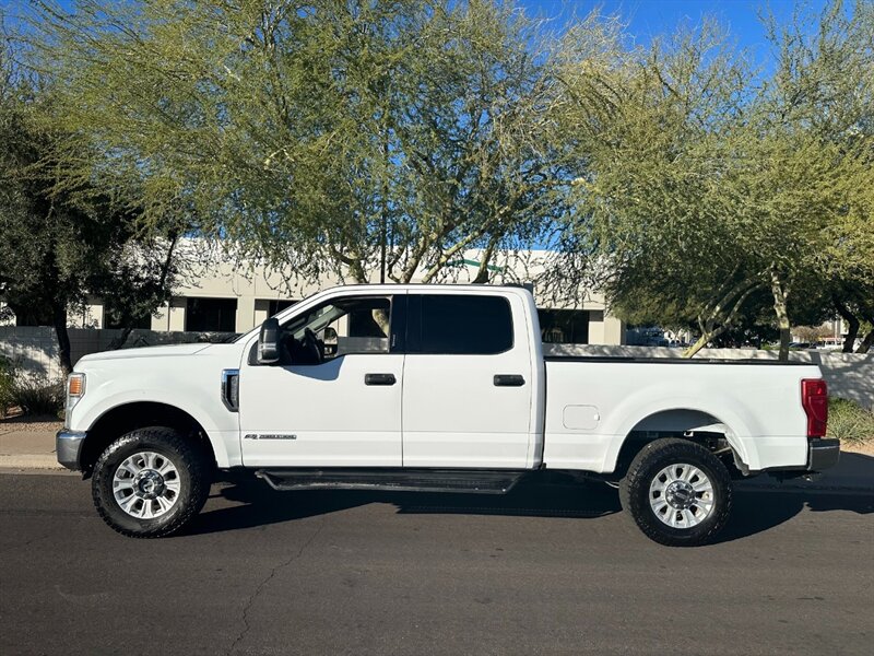 2022 Ford F-250 XLT   - Photo 1 - Mesa, AZ 85201
