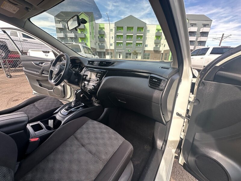 2017 Nissan Rogue Sport SV - Photo 13 - Prescott, AZ 86301