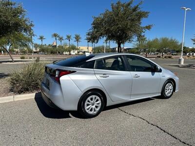 2022 Toyota Prius LE  Hybrid - Photo 3 - Mesa, AZ 85201