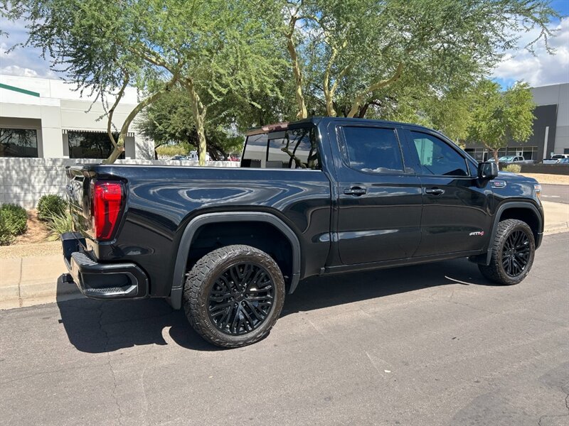2019 GMC Sierra 1500 AT4 Crew Cab 4x4 - Photo 9 - Mesa, AZ 85201