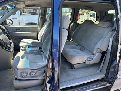 2004 Kia Sedona LX   - Photo 7 - Mesa, AZ 85201