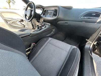 2015 Dodge Challenger SXT   - Photo 9 - Prescott, AZ 86301