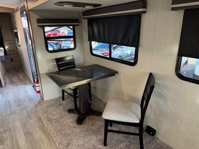2024 Grand Design Imagine 2970RL - Photo 15 - Prescott, AZ 86301
