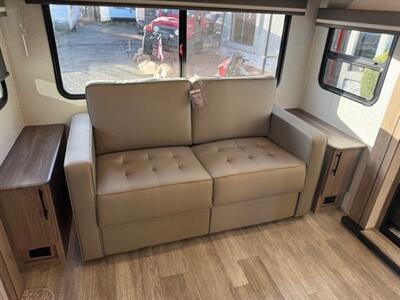2024 Grand Design RV Imagine 2970RL   - Photo 33 - Prescott, AZ 86301