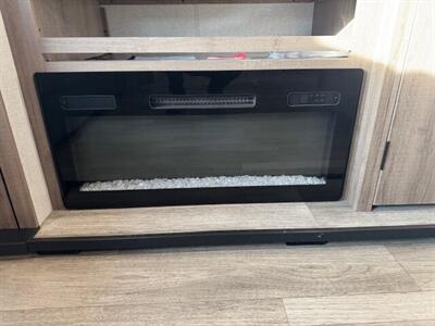 2024 Grand Design Imagine 2970RL   - Photo 19 - Prescott, AZ 86301