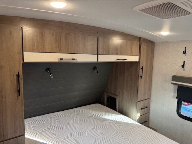 2024 Grand Design Imagine 2970RL - Photo 29 - Prescott, AZ 86301