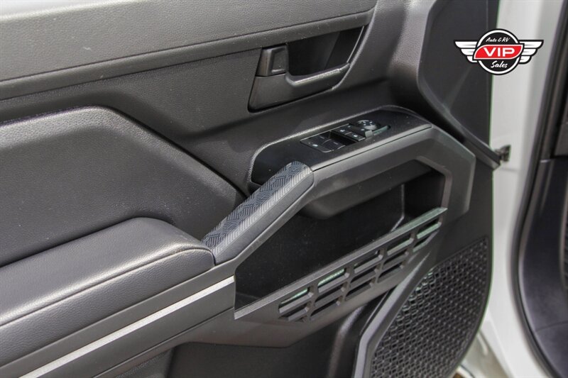 2025 Toyota Tacoma SR - Photo 18 - Prescott, AZ 86301
