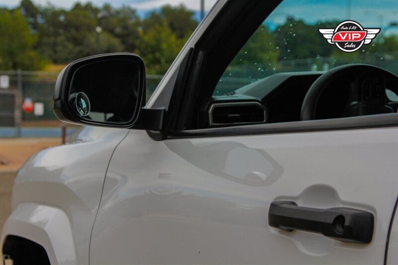 2025 Toyota Tacoma SR - Photo 13 - Prescott, AZ 86301