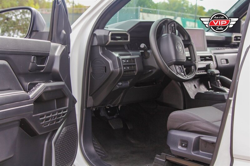 2025 Toyota Tacoma SR - Photo 19 - Prescott, AZ 86301