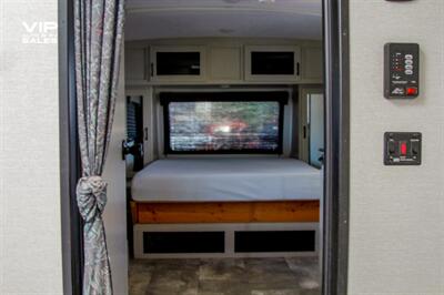 2021 COACHMEN M-203RBK APEX   - Photo 11 - Prescott, AZ 86301