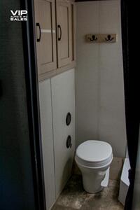 2021 COACHMEN M-203RBK APEX   - Photo 15 - Prescott, AZ 86301