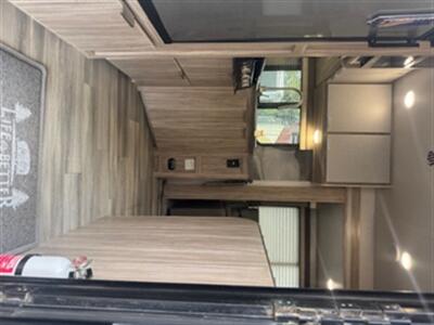 2022 Winnebago 2529RG Minnie  2 AC UNITS - Photo 11 - Prescott, AZ 86301