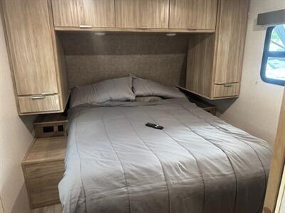 2022 Winnebago 2529RG Minnie  2 AC UNITS - Photo 21 - Prescott, AZ 86301