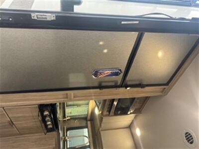 2022 Winnebago 2529RG Minnie  2 AC UNITS - Photo 12 - Prescott, AZ 86301