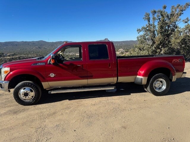 2013 Ford F-350 Lariat  FX-4 DUALLY 4x4