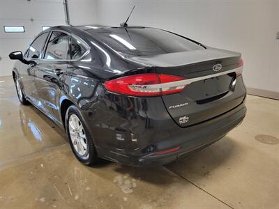 2018 Ford Fusion S   - Photo 5 - Ephrata, PA 17522