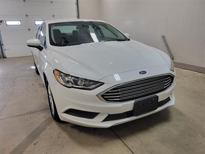 2018 Ford Fusion S   - Photo 11 - Ephrata, PA 17522
