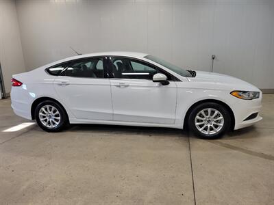 2018 Ford Fusion S   - Photo 9 - Ephrata, PA 17522