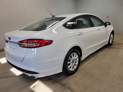 2018 Ford Fusion S   - Photo 7 - Ephrata, PA 17522
