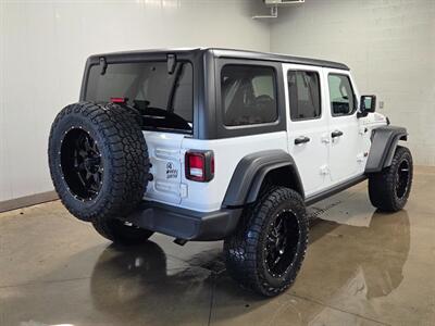 2021 Jeep Wrangler Unlimited Willys  Summit Seeker - Photo 14 - Ephrata, PA 17522