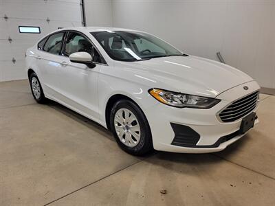 2019 Ford Fusion S   - Photo 11 - Ephrata, PA 17522