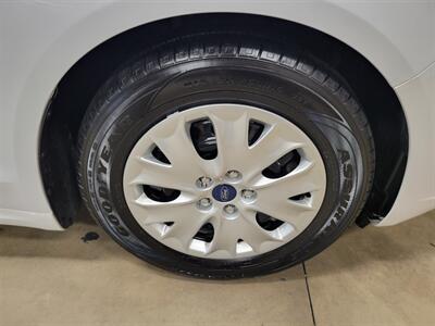 2019 Ford Fusion S   - Photo 13 - Ephrata, PA 17522