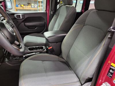 2024 Jeep Wrangler Sport S   - Photo 40 - Ephrata, PA 17522