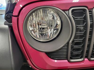 2024 Jeep Wrangler Sport S   - Photo 34 - Ephrata, PA 17522