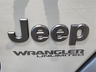 2022 Jeep Wrangler Unlimited Sport S   - Photo 12 - Ephrata, PA 17522