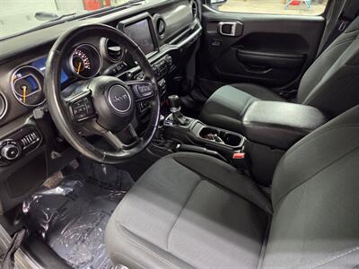 2022 Jeep Wrangler Unlimited Sport S   - Photo 13 - Ephrata, PA 17522