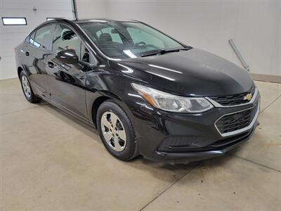 2016 Chevrolet Cruze LS Auto   - Photo 10 - Ephrata, PA 17522