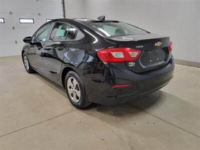 2016 Chevrolet Cruze LS Auto   - Photo 4 - Ephrata, PA 17522