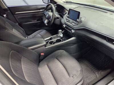 2021 Nissan Altima 2.5 SV - Photo 17 - Ephrata, PA 17522