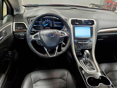 2014 Ford Fusion SE   - Photo 18 - Ephrata, PA 17522