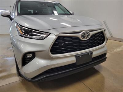 2021 Toyota Highlander XLE - Photo 14 - Ephrata, PA 17522