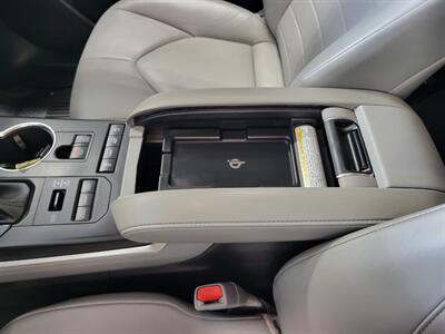 2021 Toyota Highlander XLE - Photo 65 - Ephrata, PA 17522