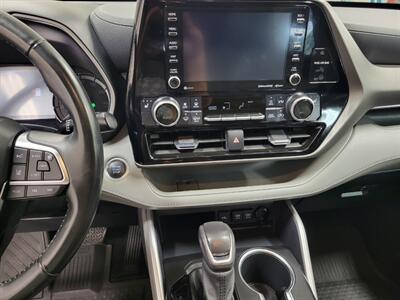 2021 Toyota Highlander XLE - Photo 33 - Ephrata, PA 17522
